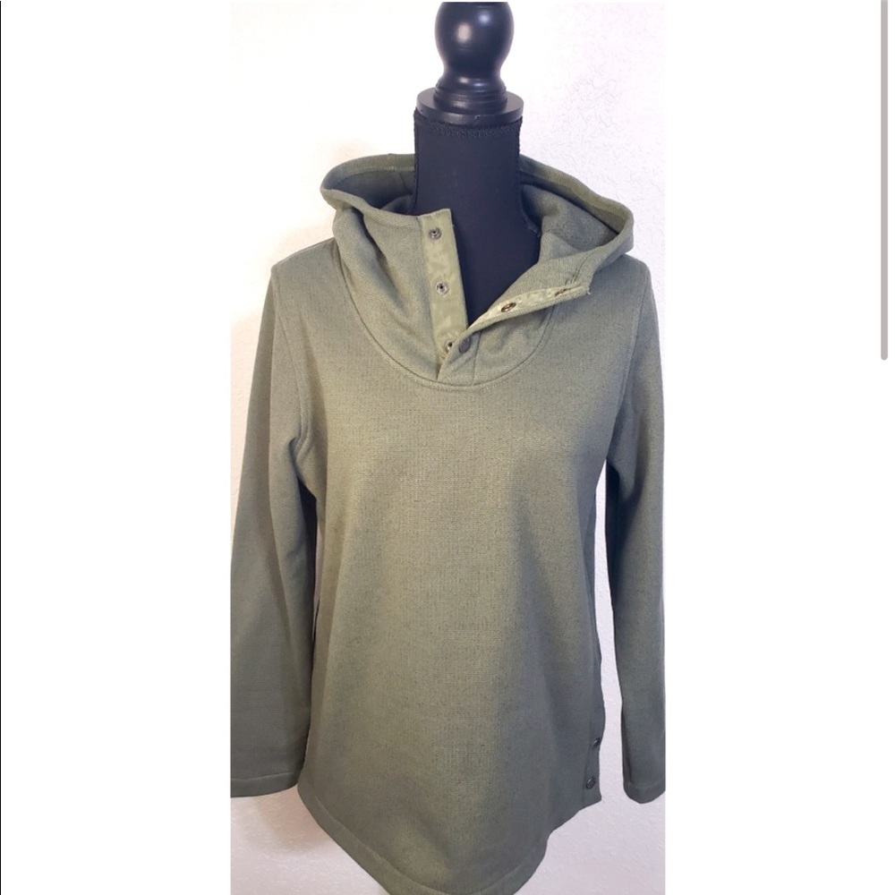 North Face Long Sleeve Sweater